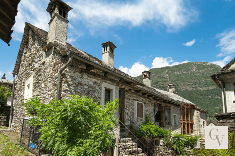 Bella casa rustica ad Aurigeno Ticino Svizzera. Glenda Vanetti Foto Locarno Galleria Fotografia Immobiliare Professionale